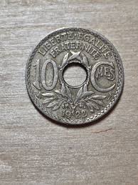 France 10 centimes coin, 1922. KM# 866a, copper-nickel. Monogram w/center hole. | eBay