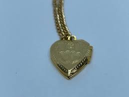 Vintage Gilt Heart Locket 1970's - Etsy