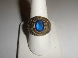 Vintage 1968 East Meadow High School New York 10k gold ring ...
