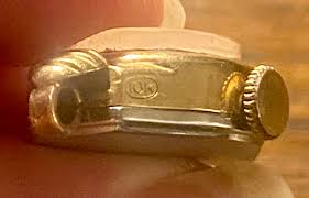 Vintage Packard 10K gold bezel ladies watch.