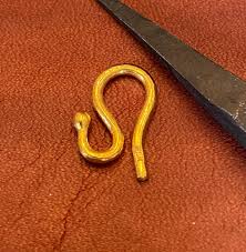 24K Shepherd's Hook Clasp | Hand-forged | 99.99% High Purity ...