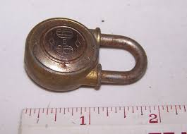 Vintage Padlock marked MADE IN USA 9-9 - no key | eBay