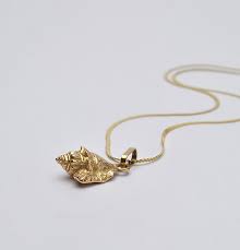 10k Solid Yellow Gold Seashell Pendant | eBay