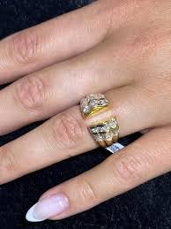 14k Yellow Gold Natural White Diamonds Baguette Cut Channel ...