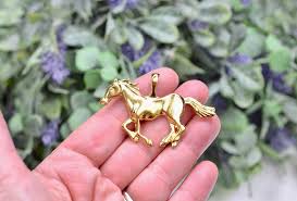 BULK 20 Horse Gold Tone Pendants GC4042 - Etsy