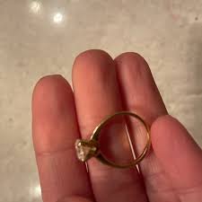 Vtg 14K solid Gold 1 Stone Cubic Zirconia Wedding engagement solitaire Ring 6