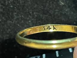 14K Yellow Gold Red White "Stone" Ring Size 6 | eBay