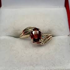 2Ct Oval Red Garnet Solitaire Engagement Ring 14K Yellow ...