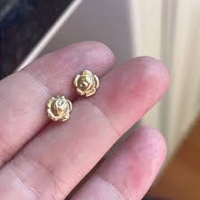 Rose Stud Earrings - 14k Gold - Vintage – Vintage Paris Jewelry