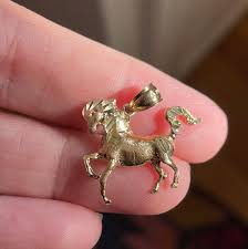 horse-pendant-14k-gold-vintage-1 – Vintage Paris Jewelry