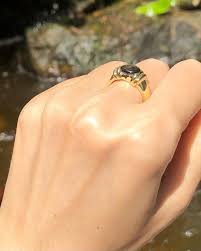 SJ2845 - Black Star Sapphire Ring Set in 18 Karat Gold ...