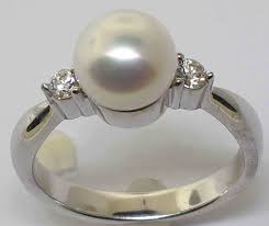 LADIES 14K WHITE GOLD PEARL DIAMOND RING SIZE 7 | eBay