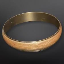 Vintage Avon 1985 Gold Tone Peach bangle Bracelet 2 3/4 inch ...