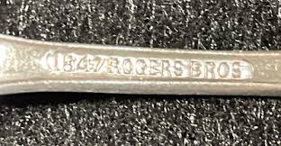 Vintage 1847 Rogers bros. Infant Feeding Spoon 1953 Heritage Pattern | eBay