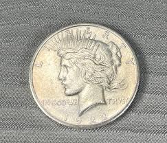 1922 Silver Peace Dollar - Vintage Coin, Unique Condition