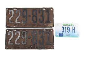 Lot - THREE MISSOURI LICENSE PLATES