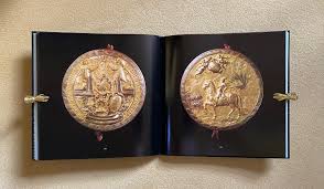 I sigilli d'oro dell'Archivio Segreto Vaticano | The Gold ...