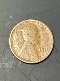 What is a 1914 wheat penny with a reeded edge?