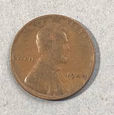 Sold at Auction: $25.00 Mixed Wheat Penny Lot. 2500 pennies.