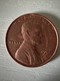 RARE 1969 D penny, no FG initials or Lincoln figure on ...