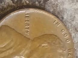 1967 Lincoln Penny with No Mint Mark and L in Liberty on rim error Collectible US
