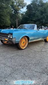 Oldsmobile Jetstar Vert On Them Gold Thangs