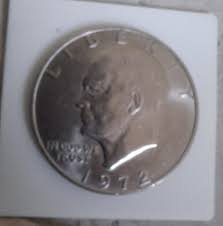 Rare Find of a 1972 No Mint Mark One Dollar Coin From EUA ...
