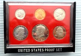 1981--U.S. MINTED CLAD-PROOF SET--CENT TO HALF. LOW BIN ...
