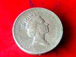Rare 1985 QUEEN ELIZABETH 11 ONE POUND ERROR COINS irculated ...