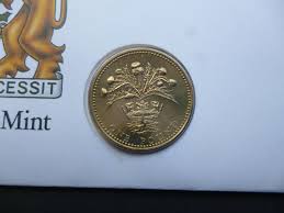 1984 Vintage United Kingdom Coin Stamp First Day Cover Featuring First Scottish One Pound Coin and the Late Queen Elizabeth Second Stamp - Etsy