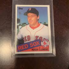 Hall Of Fame Pitcher Topps 1985 Roger Clemens Rookie Card In Great Condition