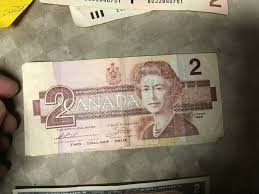 1986- Canada Two Dollar Bill - $2 Canadian Note , The Queen ...