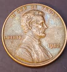 1982 small date copper memorial penny found in coin collection
