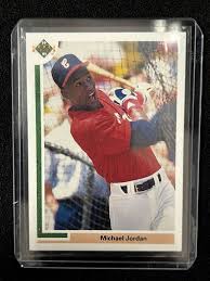 1992 Upper Deck Baseball Michael Jordan Rookie Card