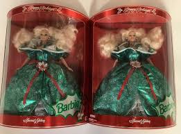 Lot - (6)Christmas Barbies - (2)Happy Holidays 1997-(2)Happy Holidays 1995-Celebration Barbie 2000-