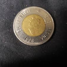 1996 Canadian 2 Dollar Coin Queen Elizabeth II & Polar Bear ...