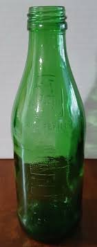 Vintage 7up soda bottle-10oz embossed green glass-1975 (Anchor Hocking) | eBay