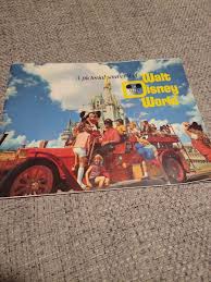 1963 Vintage A Pictorial Souvenir Of Walt Disney World ...