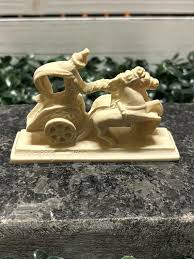 Vintage Gladiato Chariot Sculpture - Etsy