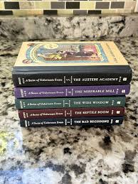 A SERIES OF UNFORTUNATE EVENTS - Books 1-5 - (5 Book lot) | eBay