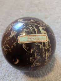 Big ball bowler 4.5" balls NOS RARE Chicago Coin United ...