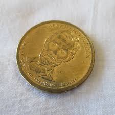 Abraham Lincoln Presidential ONE DOLLAR COIN 16Th PRESIDENT United States GOLDEN | eBay