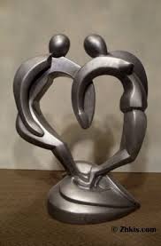 Contemporary Lovers statue