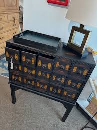 Ballard shelf, $185 30” W x 8” D x 46” H Item # 5671-9 To purchase, call The Velvet Shoestring at 610-995-0300 All sales are final. #velvetshoestring #waynepa #mainline #furniture #consignment #design