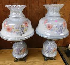 Vintage Floral Gone With The Wind Hurricane Lamp 25â€
