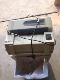 Vendo este demoledor de papel con su basurero $20 for Sale ...