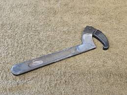 Blue Point Adjustable Hook Spanner Wrench AHS304 2" 4-3/4 ...