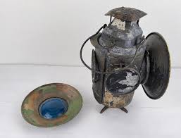 Sold at Auction: NYCRR NEW YORK RAILROAD SWITCH SIGNAL LANTERN