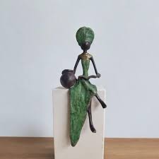 Statue Woman Jug - Etsy Sweden