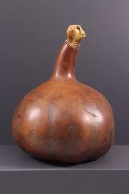 Zigua calabash (28533) - Used objects, pulleys, boxes, loom ...